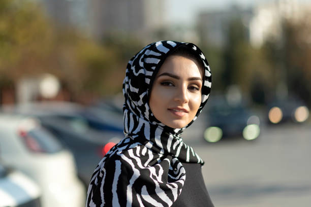 Elif N.